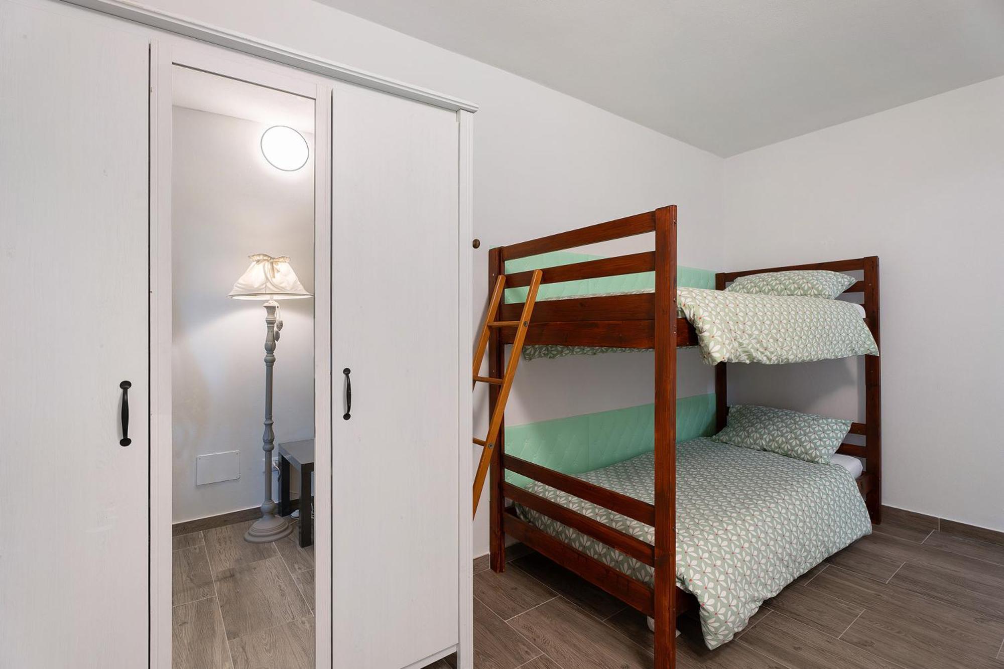 Sweet Home Apartments Bambu Arona Bagian luar foto